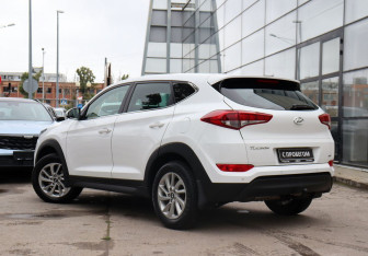 Подержанный автомобиль Hyundai Tucson 2017 года (7 фото)