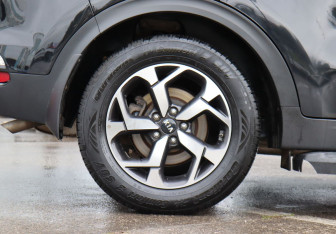 Подержанный автомобиль Kia Sportage 2020 года (9 фото)