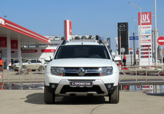 Подержанный автомобиль Renault Duster 2018 года (2 фото)