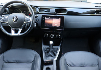 Подержанный автомобиль Renault Arkana 2019 года (14 фото)