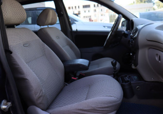 Подержанный автомобиль LADA (ВАЗ) Kalina Hatchback 2012 года (10 фото)