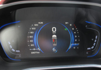 Подержанный автомобиль Geely Coolray 2023 года (13 фото)