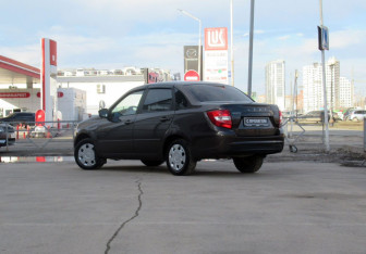 Подержанный автомобиль LADA (ВАЗ) Granta Sedan 2022 года (7 фото)