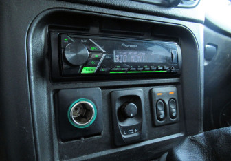 Подержанный автомобиль Chevrolet Niva 2014 года (14 фото)