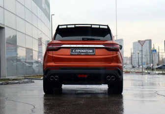 Подержанный автомобиль Geely Coolray 2020 года (6 фото)