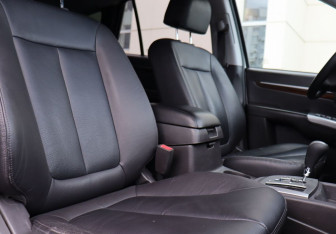 Подержанный автомобиль Hyundai Santa Fe 2011 года (11 фото)