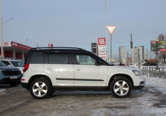 Подержанный автомобиль Skoda Yeti 2016 года (4 фото)