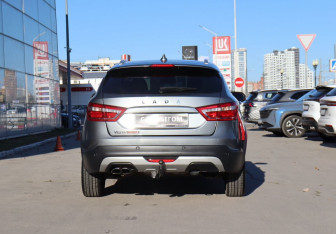 Подержанный автомобиль LADA (ВАЗ) Vesta Wagon 2020 года (6 фото)