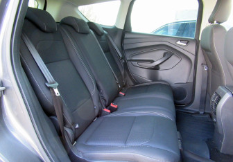 Подержанный автомобиль Ford Kuga 2017 года (16 фото)