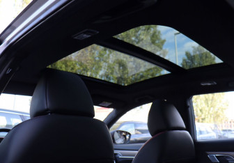 Подержанный автомобиль Geely Coolray 2023 года (14 фото)