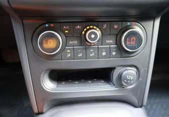 Подержанный автомобиль Nissan Qashqai 2011 года (17 фото)