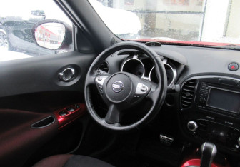 Подержанный автомобиль Nissan Juke 2011 года (13 фото)