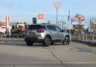 Подержанный автомобиль Citroen C5 Aircross 2021 года (5 фото)