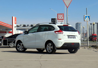 Подержанный автомобиль LADA (ВАЗ) XRAY 2016 года (7 фото)