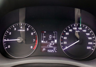 Подержанный автомобиль Hyundai Creta 2016 года (15 фото)