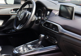 Подержанный автомобиль Mazda CX-9 2018 года (17 фото)