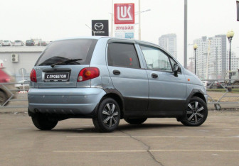 Подержанный автомобиль Daewoo Matiz 2010 года (5 фото)