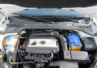 Подержанный автомобиль Skoda Yeti 2013 года (10 фото)