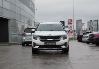 Подержанный автомобиль Kia Seltos 2020 года (2 фото)