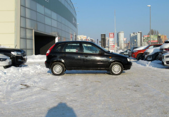 Подержанный автомобиль LADA (ВАЗ) Kalina Hatchback 2012 года (4 фото)