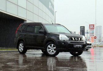Подержанный автомобиль Nissan X-Trail 2008 года (3 фото)