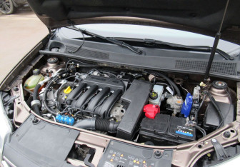 Подержанный автомобиль Renault Logan Sedan 2019 года (19 фото)