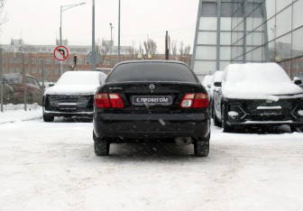 Подержанный автомобиль Nissan Almera Sedan 2004 года (6 фото)