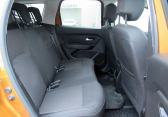 Подержанный автомобиль Renault Duster 2021 года (11 фото)