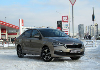 Подержанный автомобиль Skoda Rapid Liftback 2020 года (3 фото)