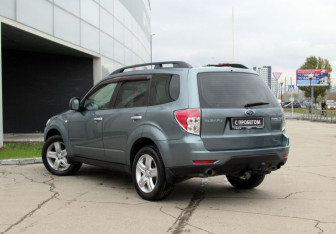 Подержанный автомобиль Subaru Forester Suv 2008 года (7 фото)