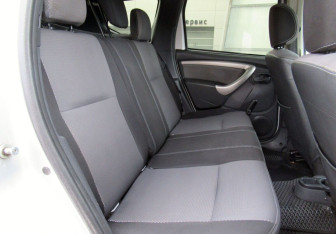 Подержанный автомобиль Renault Duster 2014 года (11 фото)