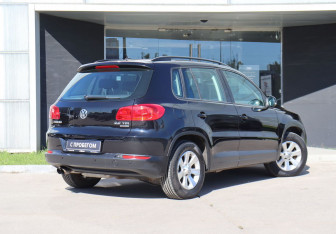 Подержанный автомобиль Volkswagen Tiguan 2013 года (5 фото)