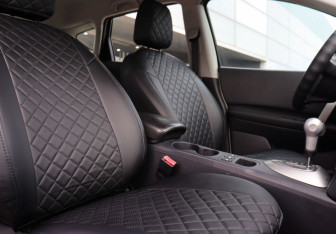 Подержанный автомобиль Nissan Qashqai 2012 года (17 фото)