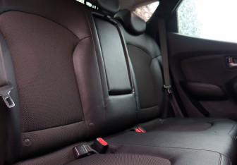Подержанный автомобиль Hyundai ix35 2014 года (12 фото)