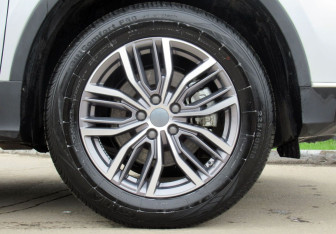 Подержанный автомобиль Belgee X70 2024 года (9 фото)