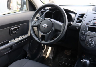 Подержанный автомобиль Kia Soul 2011 года (13 фото)