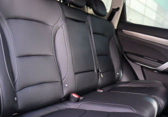 Подержанный автомобиль Geely Atlas Pro 2023 года (13 фото)