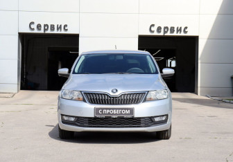Подержанный автомобиль Skoda Rapid Liftback 2018 года (2 фото)