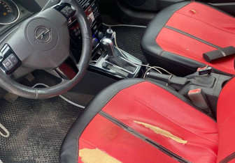 Подержанный автомобиль Opel Astra Hatchback 2007 года (18 фото)