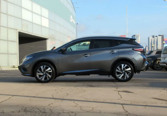 Подержанный автомобиль Nissan Murano Suv 2021 года (8 фото)