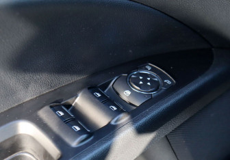 Подержанный автомобиль Ford Fusion (North America) 2016 года (15 фото)