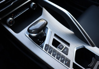 Подержанный автомобиль Geely Coolray 2023 года (19 фото)