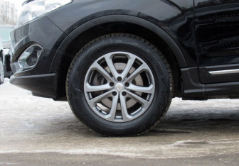 Подержанный автомобиль Chery Tiggo 5 2014 года (9 фото)