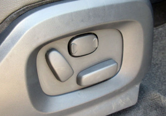 Подержанный автомобиль Land Rover Range Rover Evoque 2012 года (12 фото)