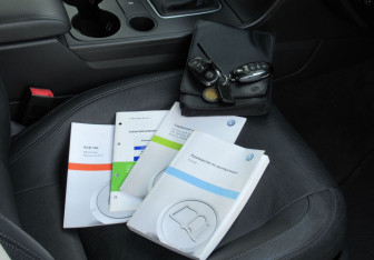 Подержанный автомобиль Volkswagen Touareg 2012 года (18 фото)