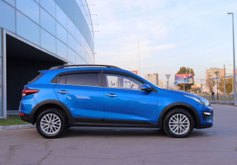 Подержанный автомобиль Kia Rio Hatchback 2019 года (4 фото)
