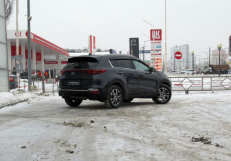 Подержанный автомобиль Kia Sportage 2021 года (5 фото)