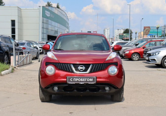 Подержанный автомобиль Nissan Juke 2011 года (2 фото)