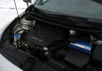 Подержанный автомобиль Kia Ceed Wagon 2015 года (18 фото)