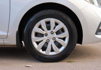 Подержанный автомобиль Hyundai Solaris Sedan 2018 года (9 фото)